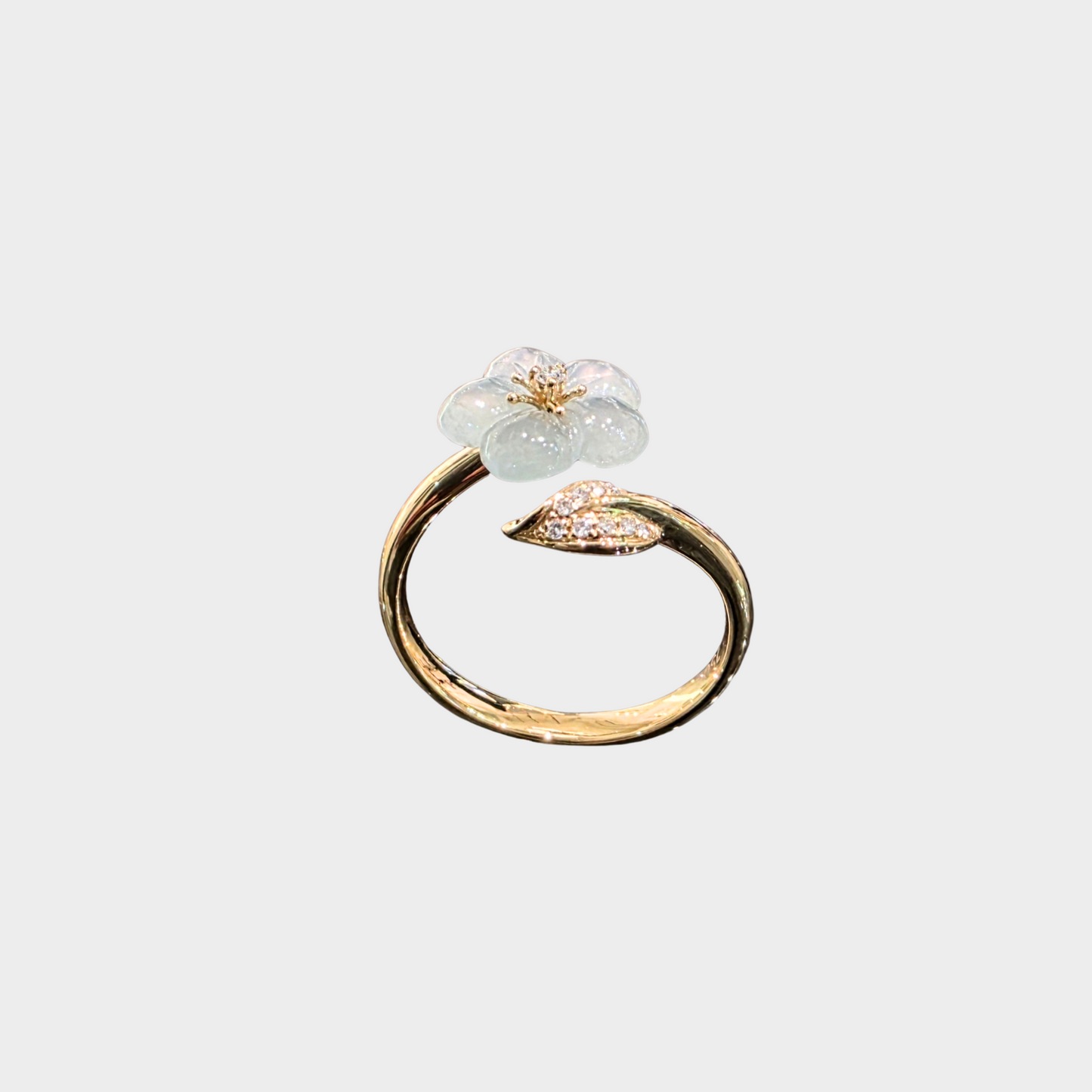 Icy "Peach Blossom" Jadeite Jade Ring in Yellow Gold with Diamonds