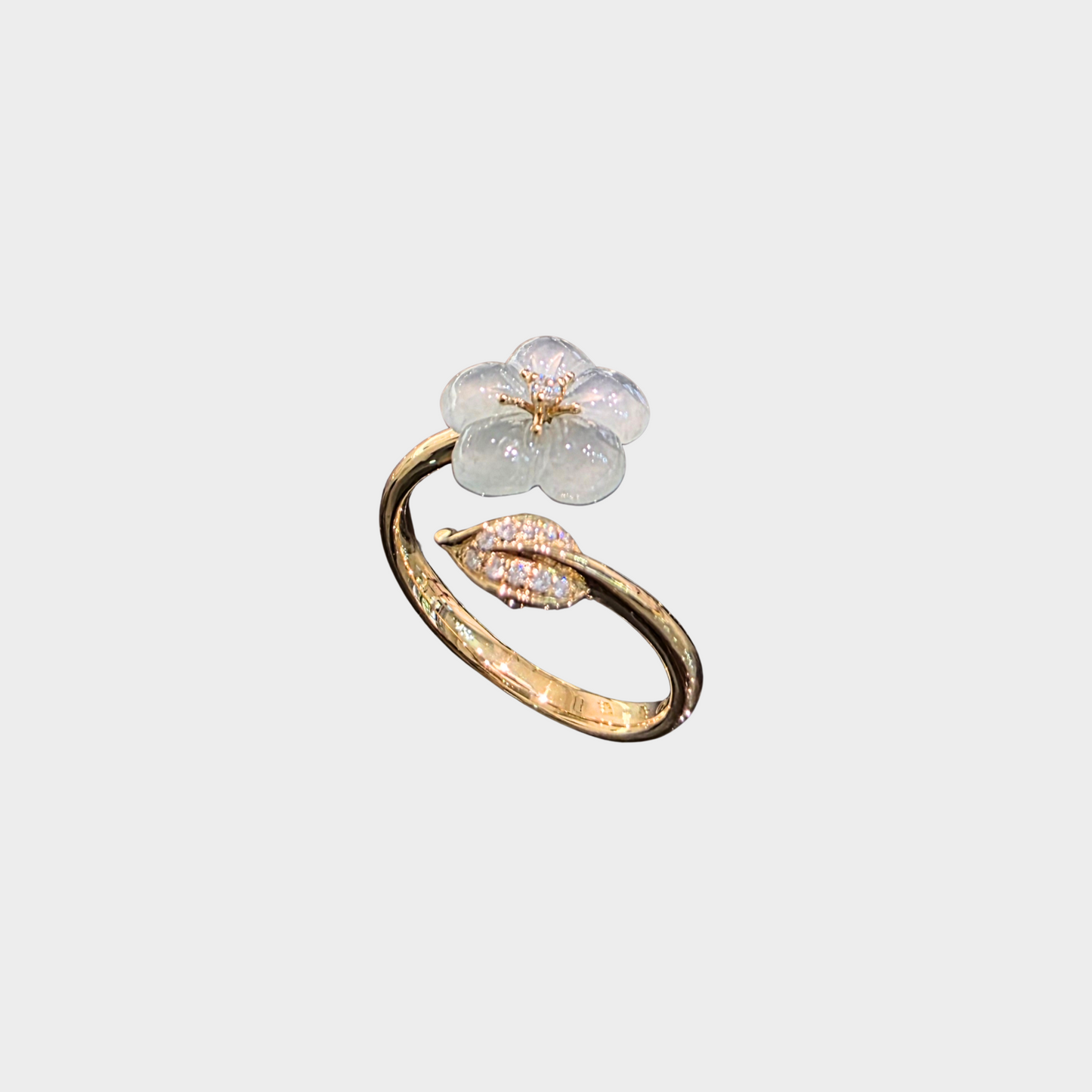 Icy "Peach Blossom" Jadeite Jade Ring in Yellow Gold with Diamonds