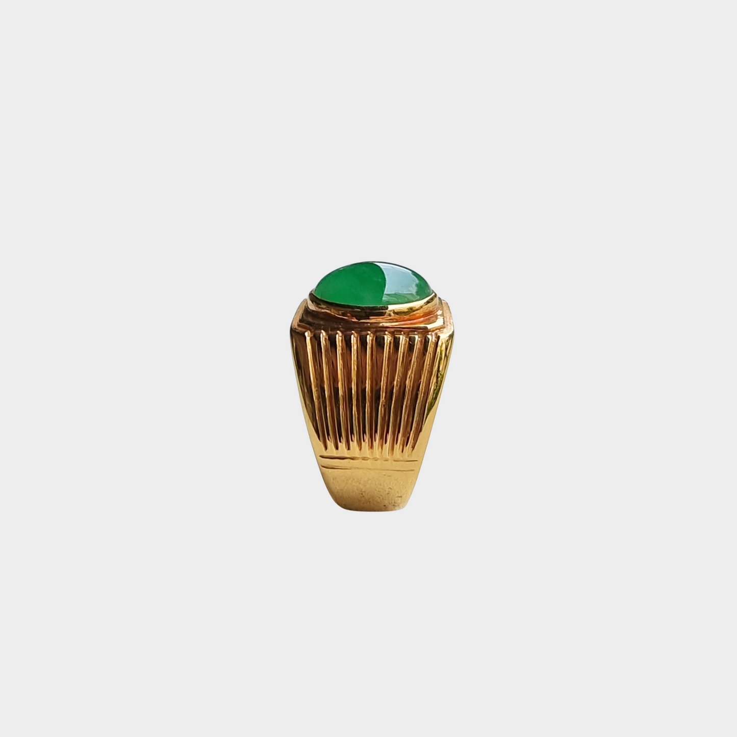 Jadeite Jade Cabochon Ring in Yellow Gold