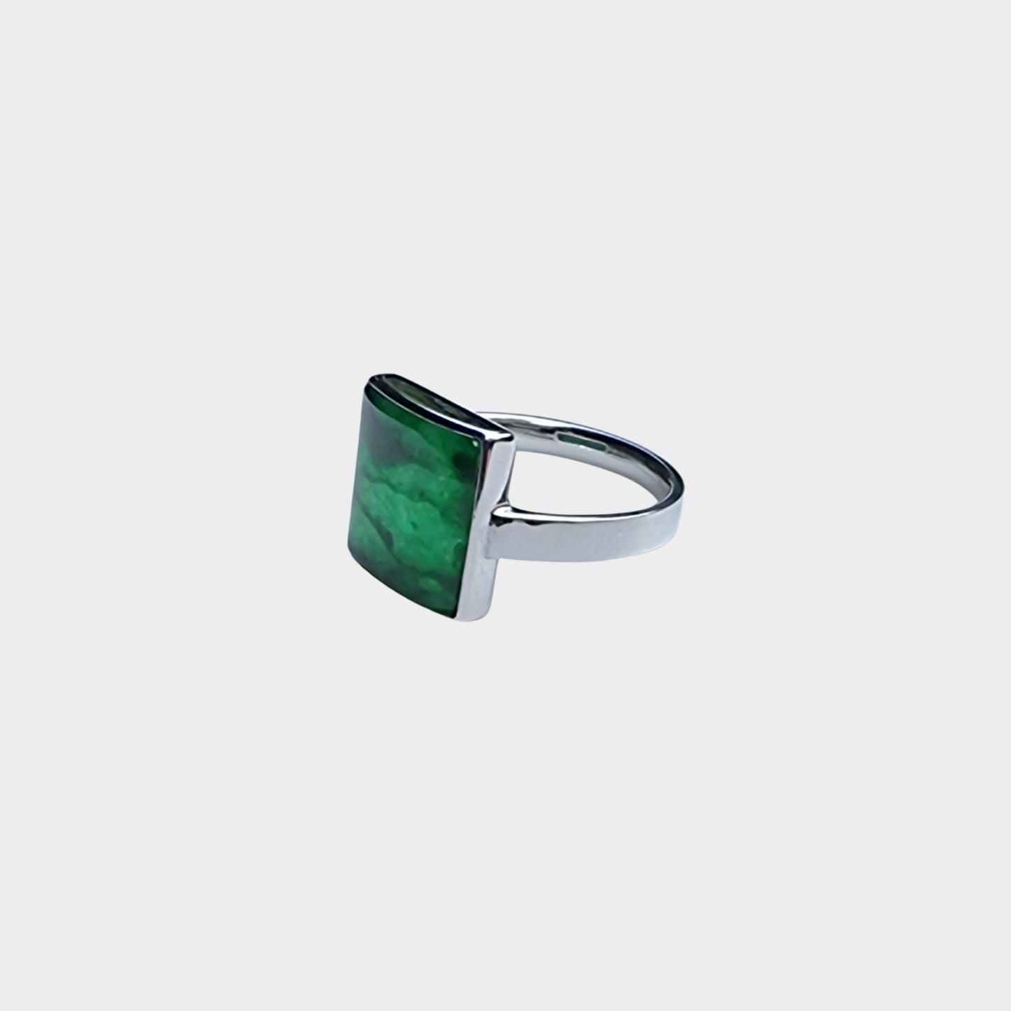 Flower Green Jadeite Jade Ring in White Gold
