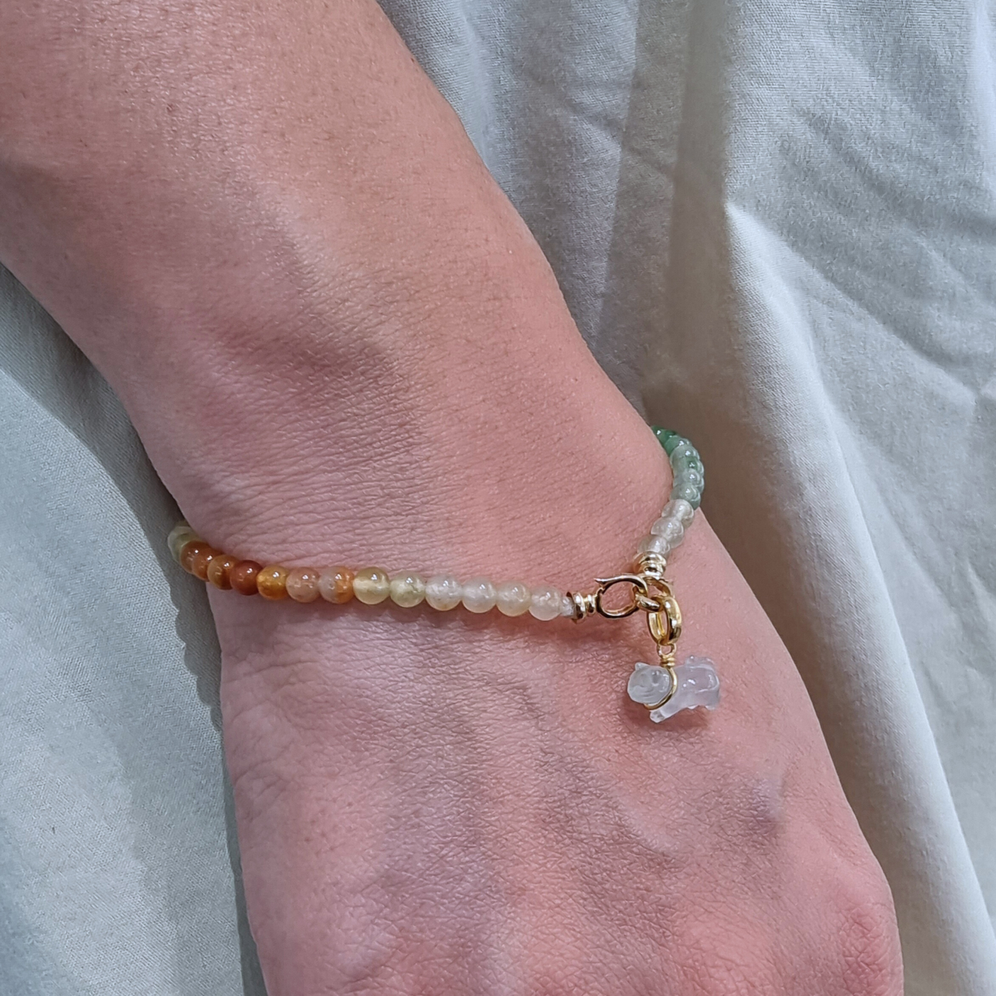 "Rainbow" Jadeite Beads Bracelet with "Little Kitty" in Yellow Gold