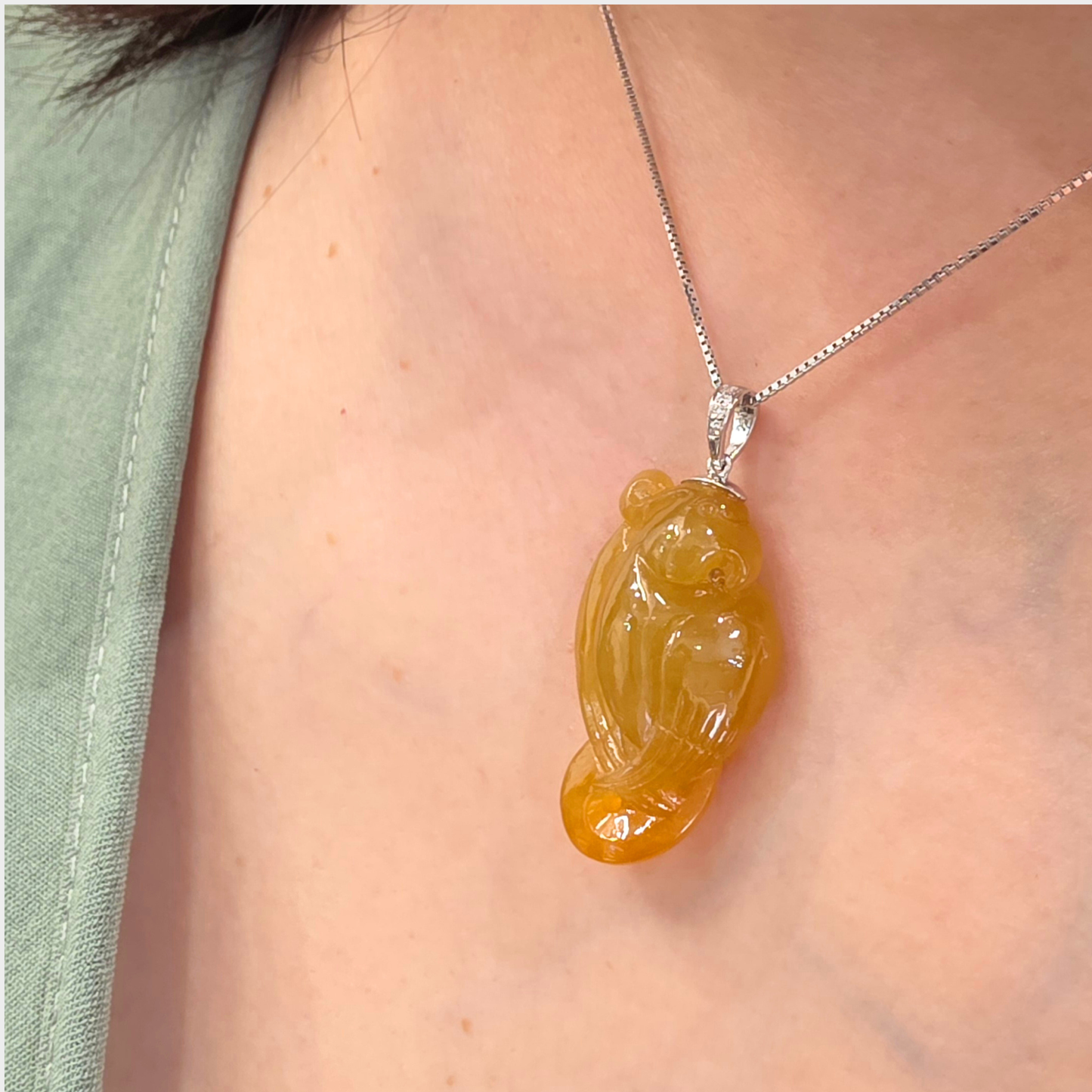 Honey Yellow Jadeite Jade "Parrot" Pendant in White Gold with Diamonds