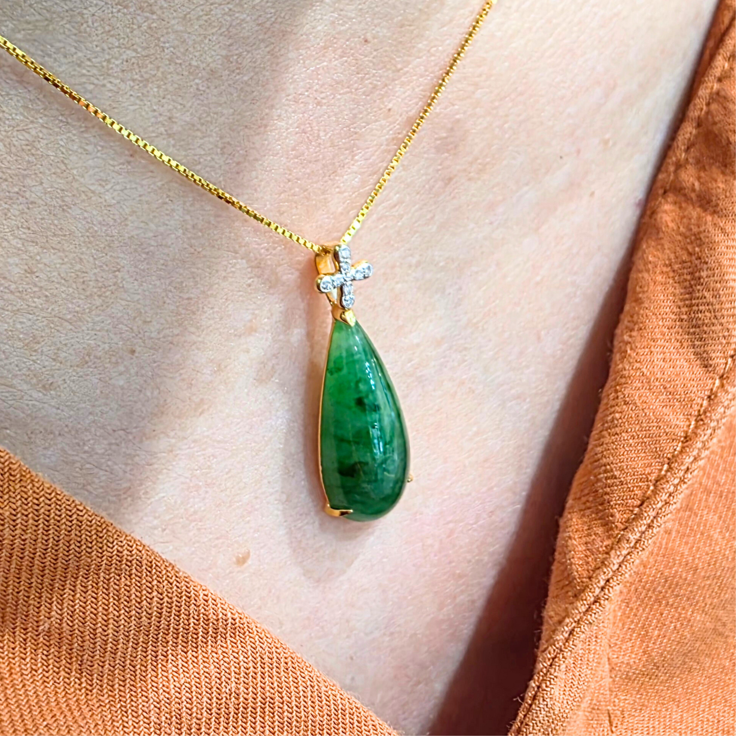 Forest Green "Teardrop" Jadeite Jade Pendant in White Gold with Diamonds