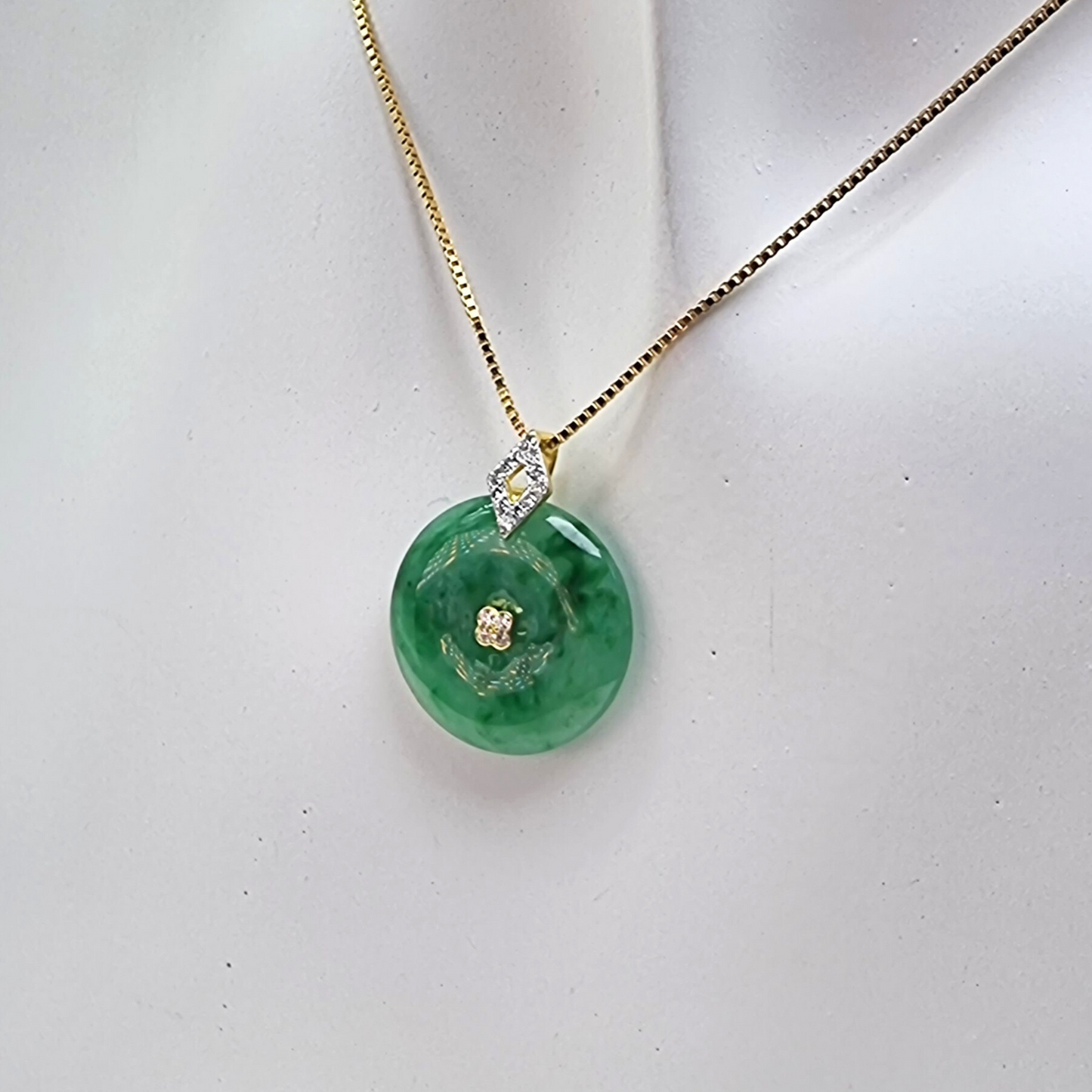 Green "Lucky Coin" Jadeite Jade Pendant in Yellow Gold with Diamonds