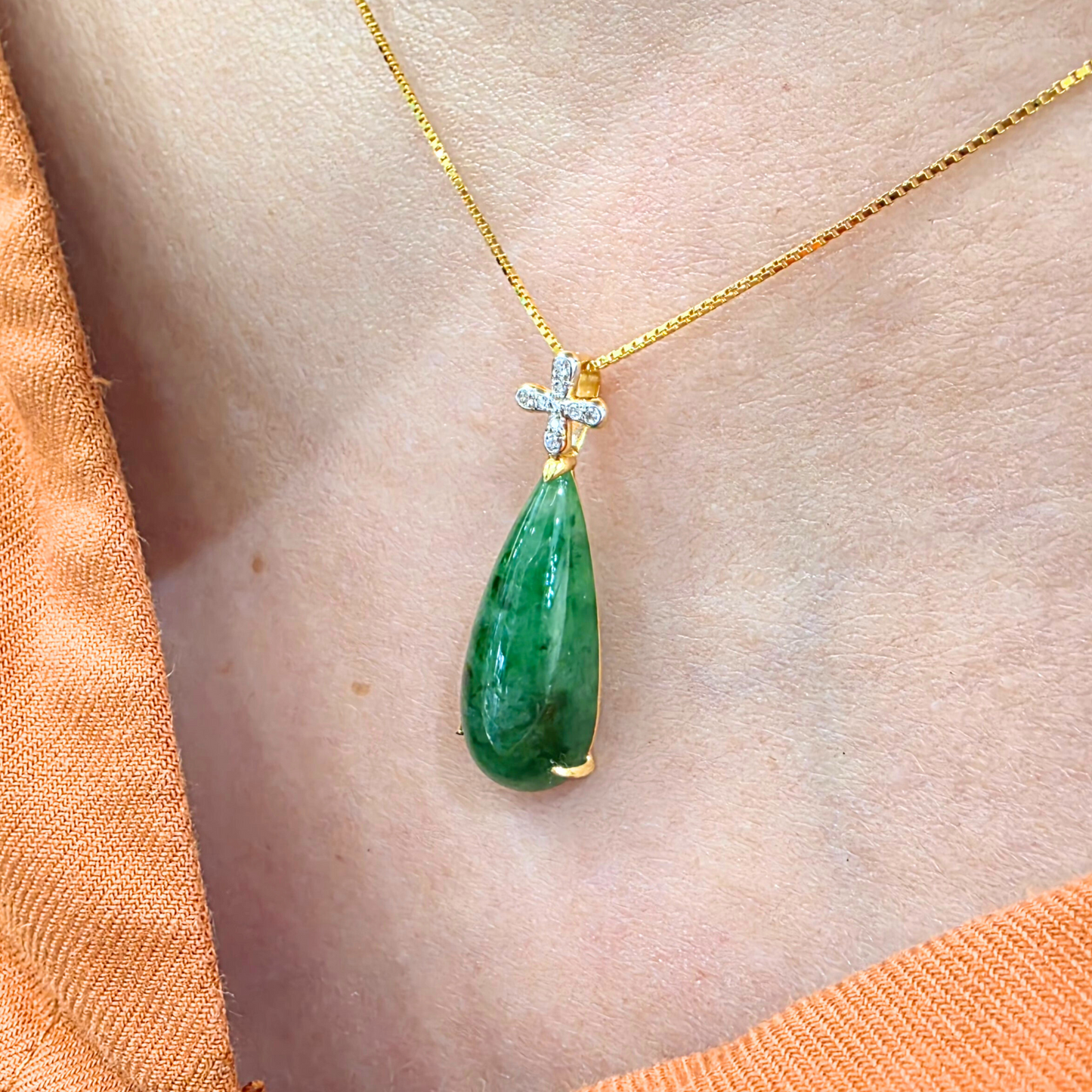 Forest Green "Teardrop" Jadeite Jade Pendant in White Gold with Diamonds