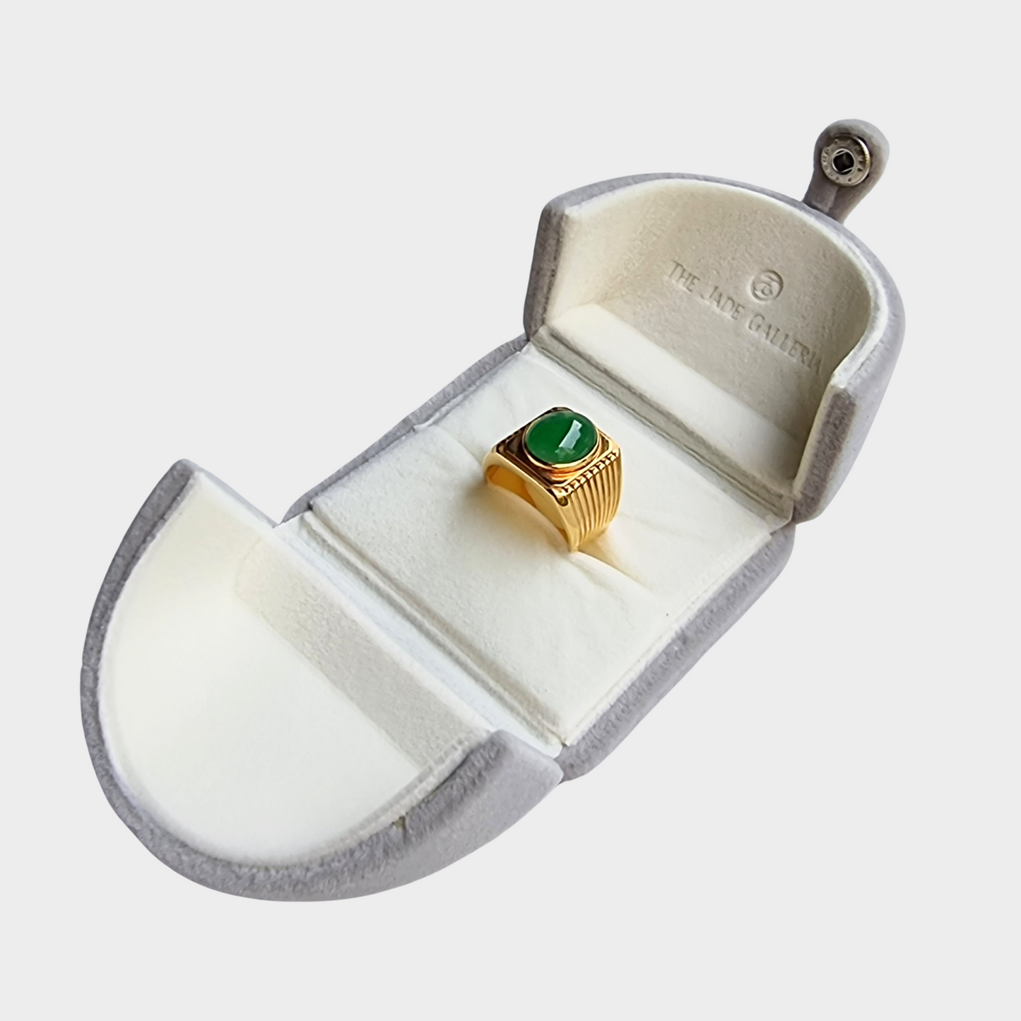 Jadeite Jade Cabochon Ring in Yellow Gold