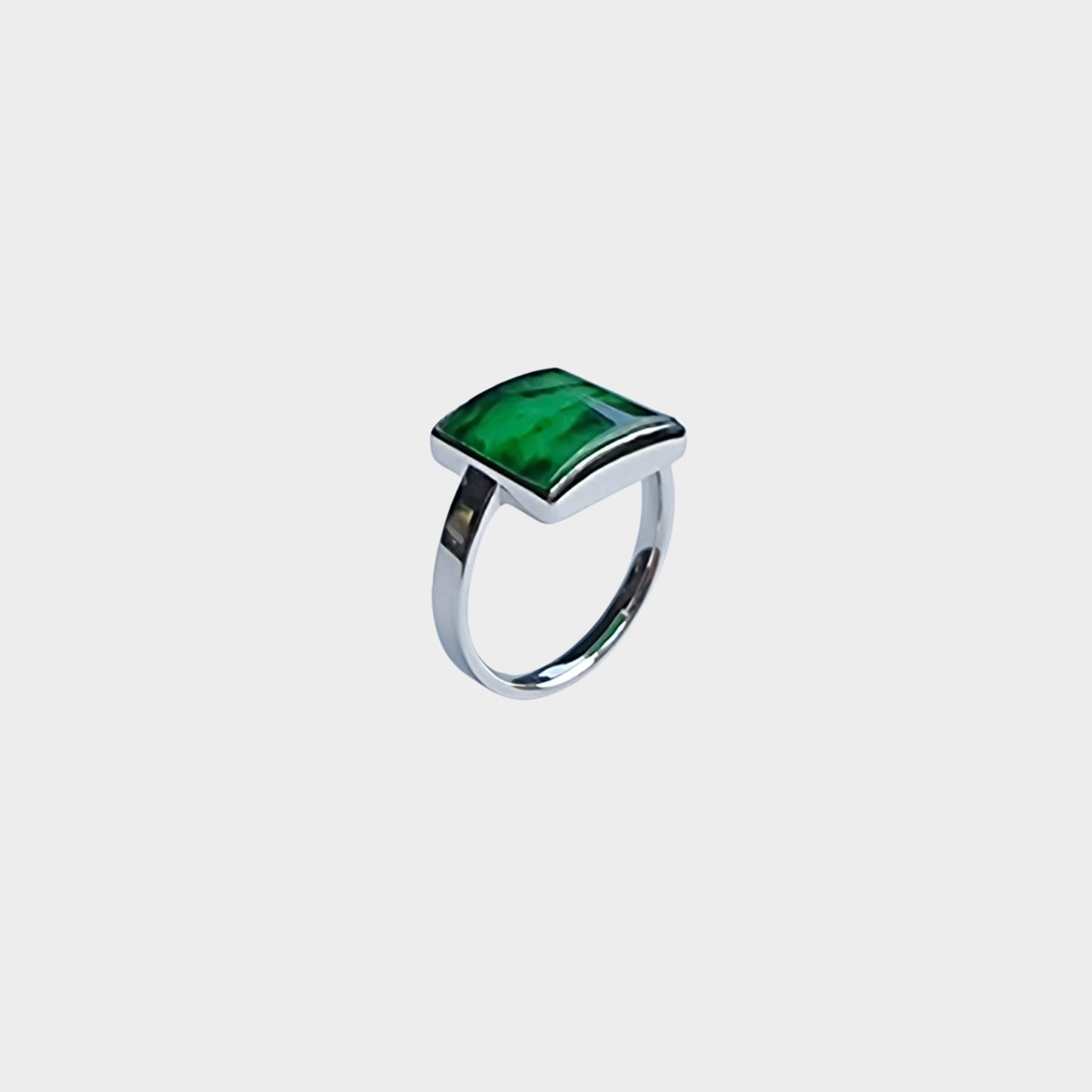 Flower Green Jadeite Jade Ring in White Gold