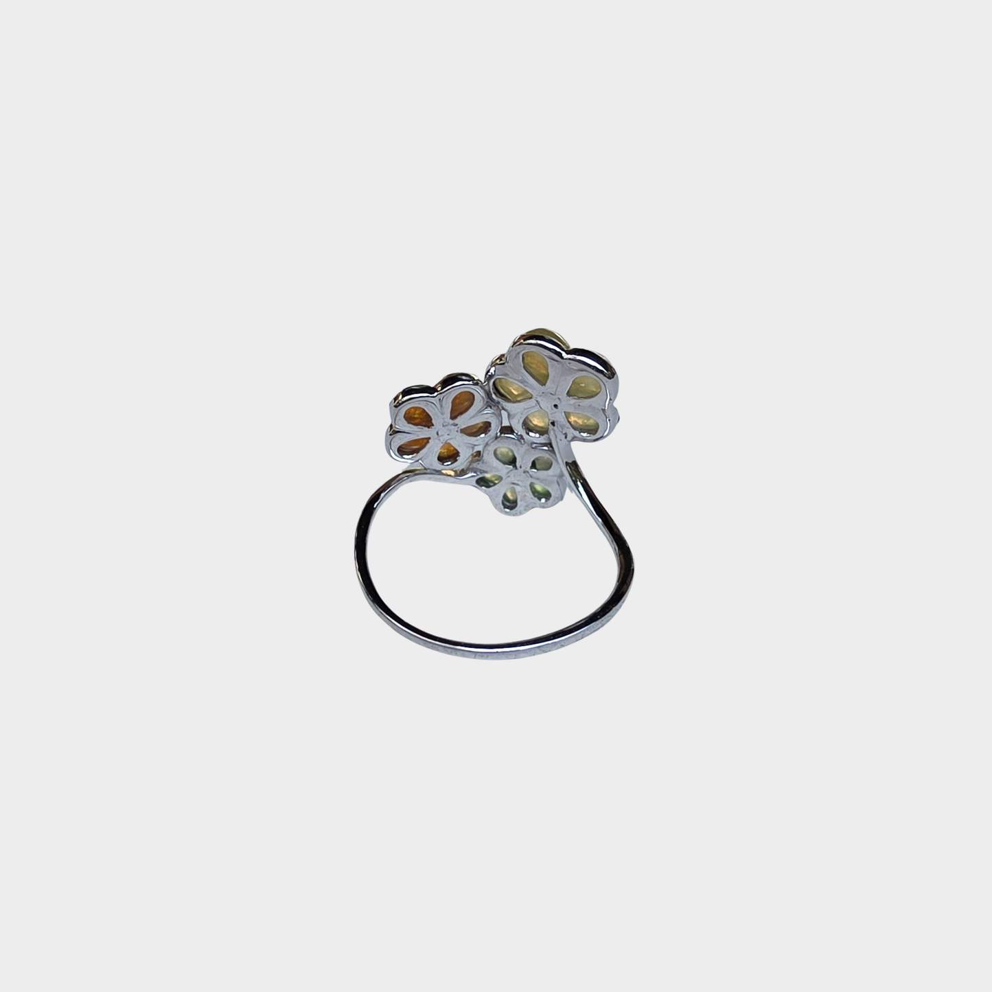 "Blooming Flowers" Jadeite Jade Ring in White Gold with Diamonds
