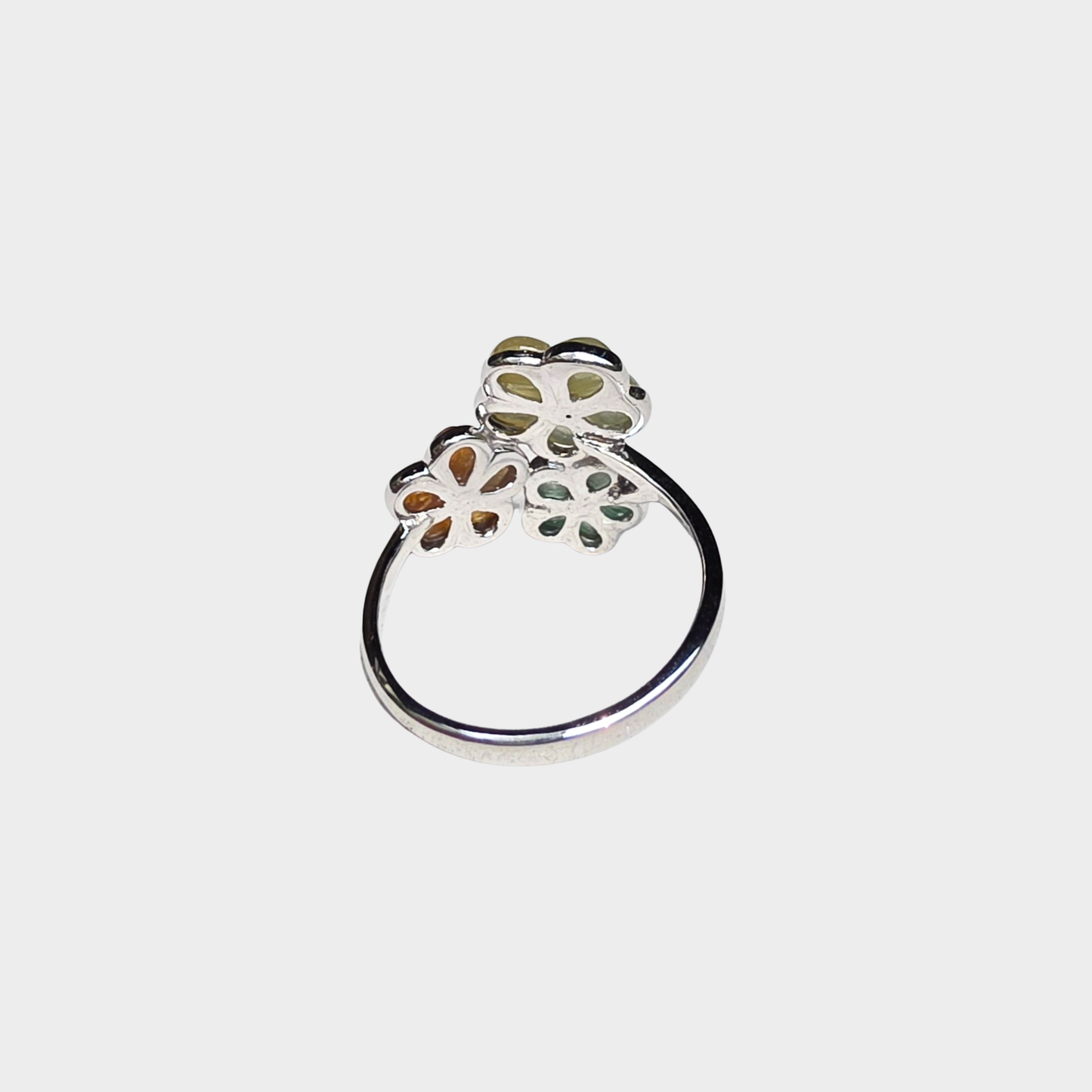 "Blooming Flowers" Jadeite Jade Ring in White Gold with Diamonds