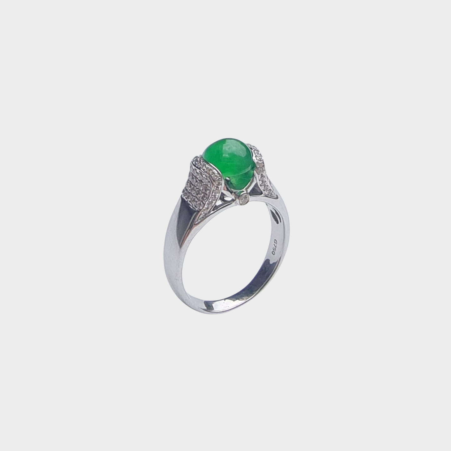 Jadeite Jade Cabochon Ring in White Gold with Diamonds