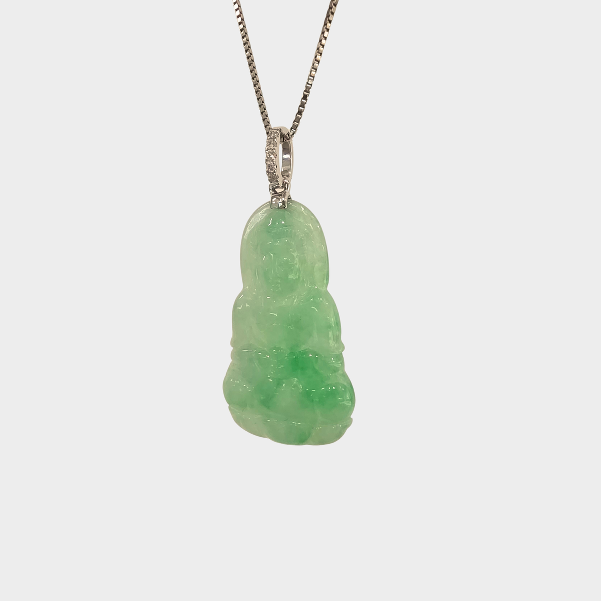 "Goddess of Mercy" Jadeite Jade Pendant in White Gold with Diamonds