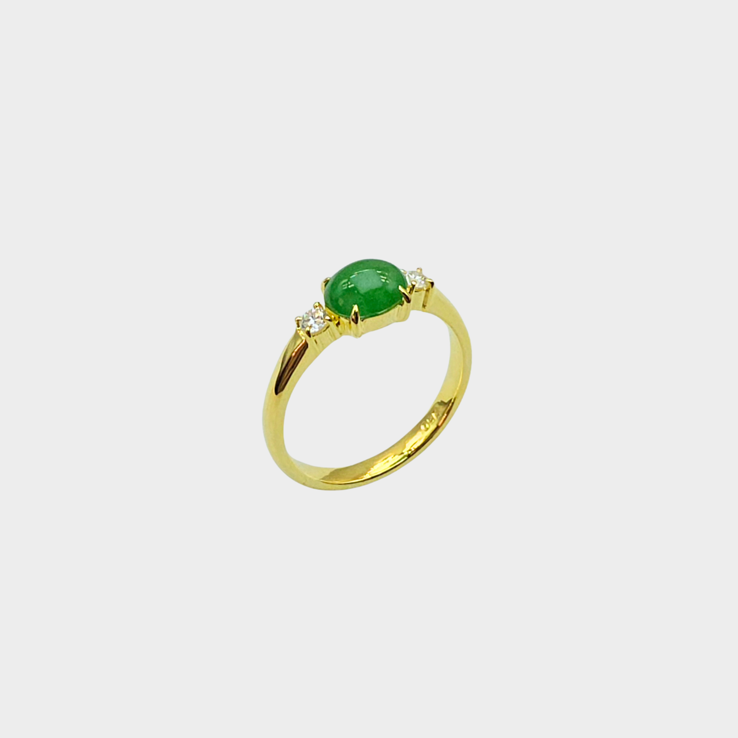 Apple Green Jadeite Jade Cabochon Ring in Yellow Gold with Diamonds