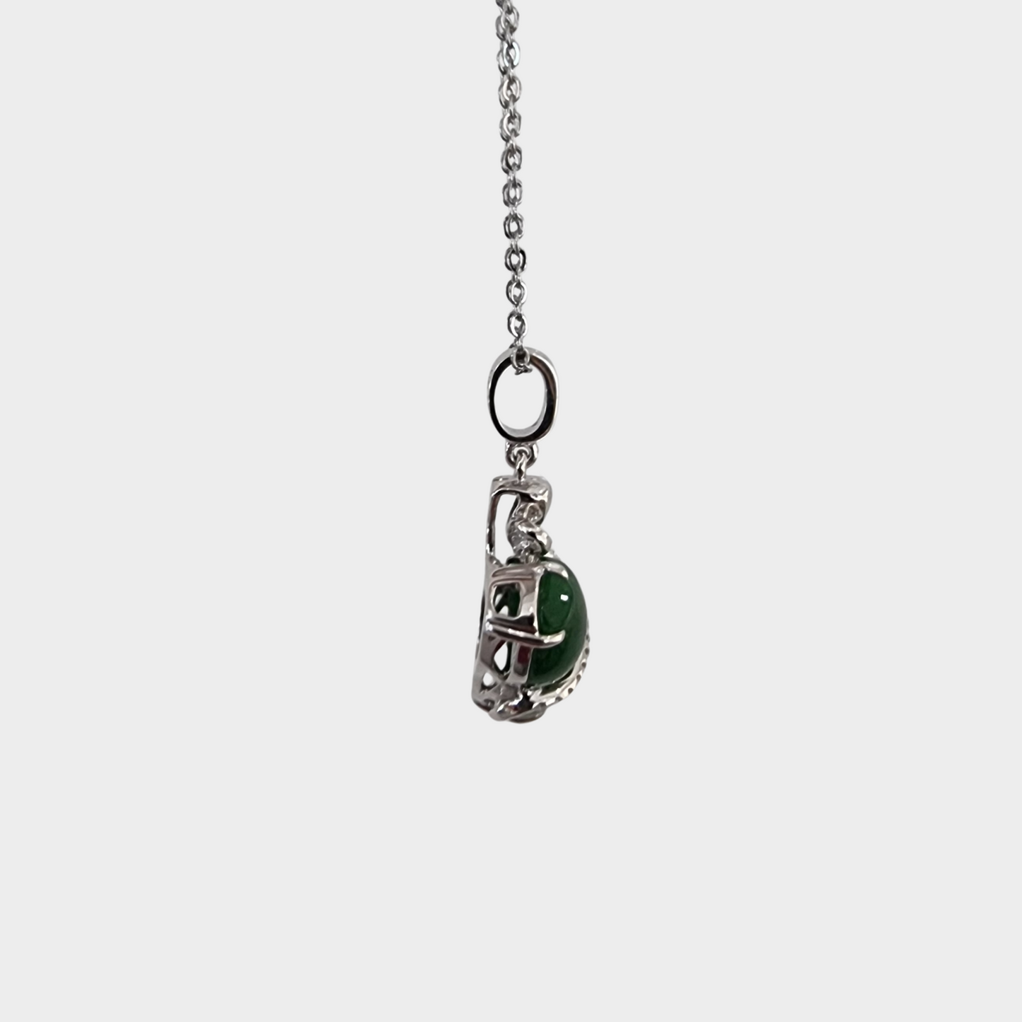 Jadeite Jade "Hulu" Pendant in White Gold with Diamonds