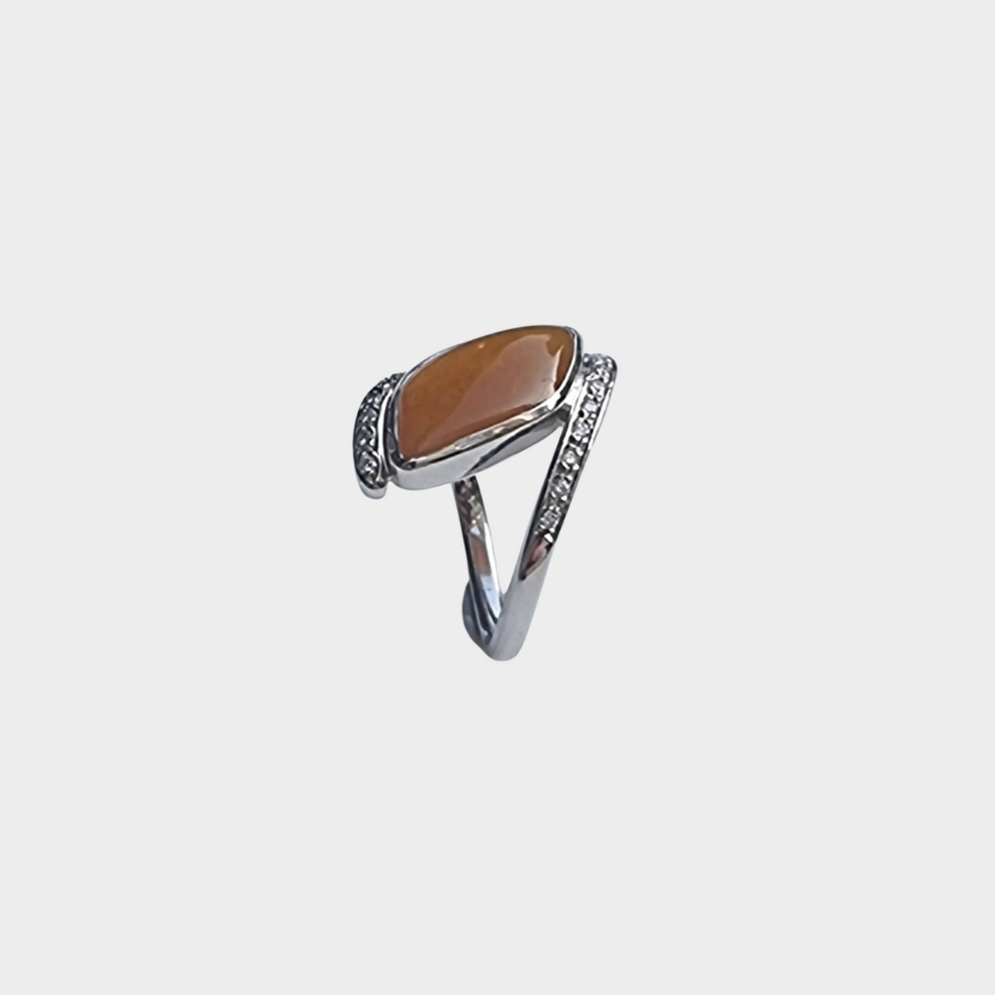 Yellow Jadeite Jade Ring in White Gold with Diamonds