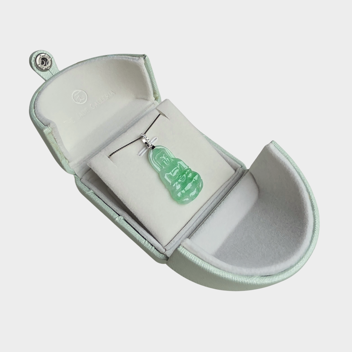 "Goddess of Mercy" Jadeite Jade Pendant in White Gold with Diamonds