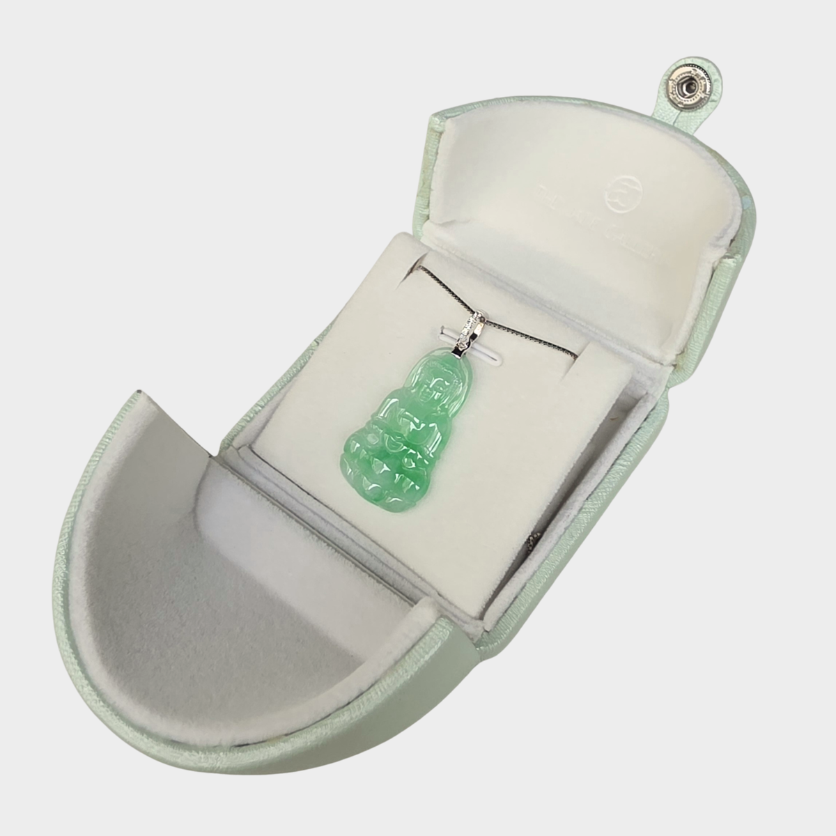 "Goddess of Mercy" Jadeite Jade Pendant in White Gold with Diamonds