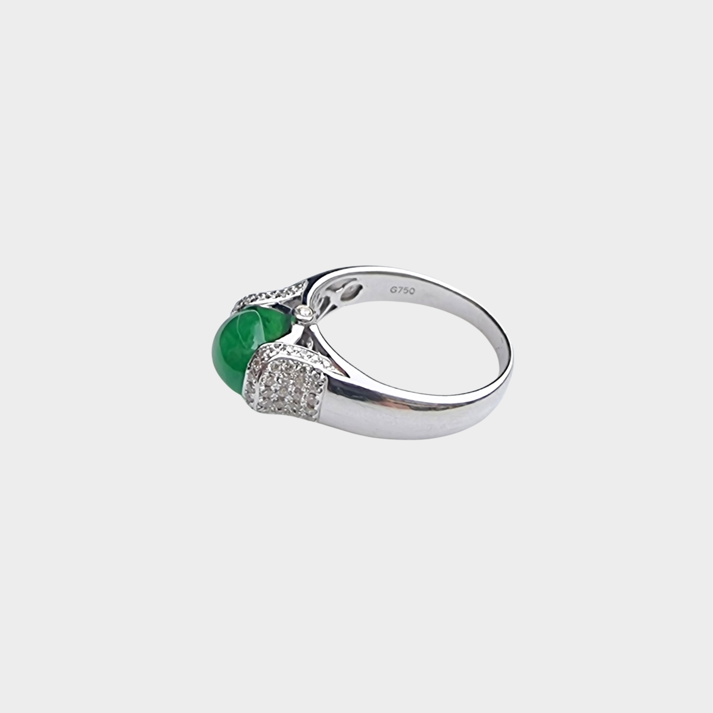 Jadeite Jade Cabochon Ring in White Gold with Diamonds